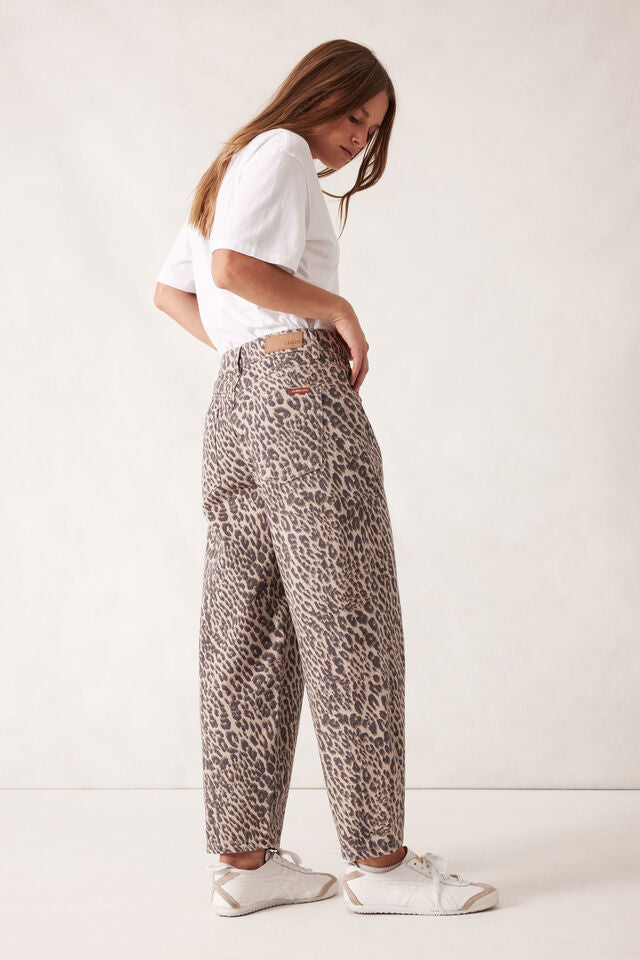 Tapered Barrel Jean - Leopard