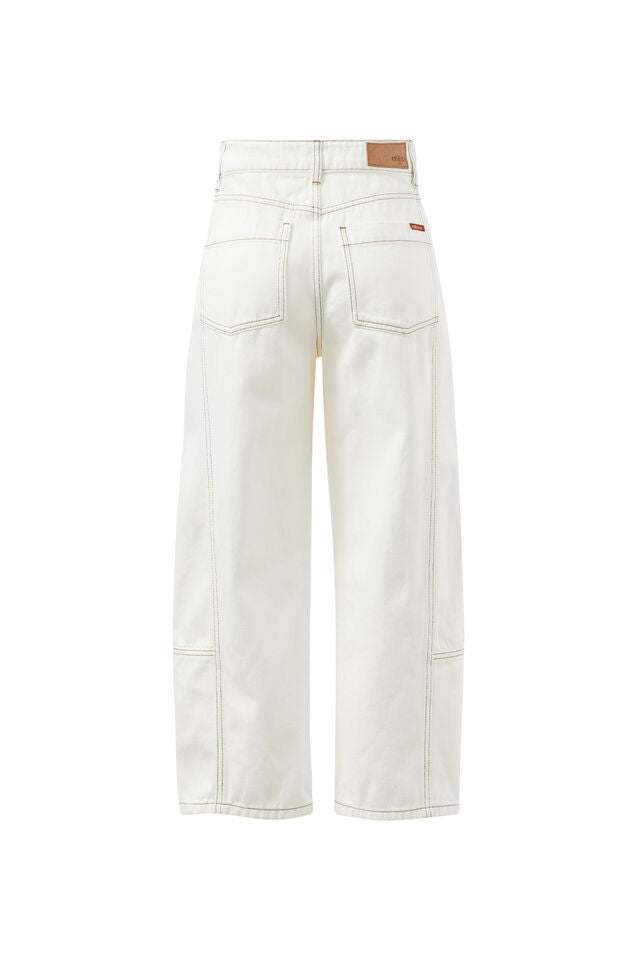 Demi Barrel Jean - Ecru