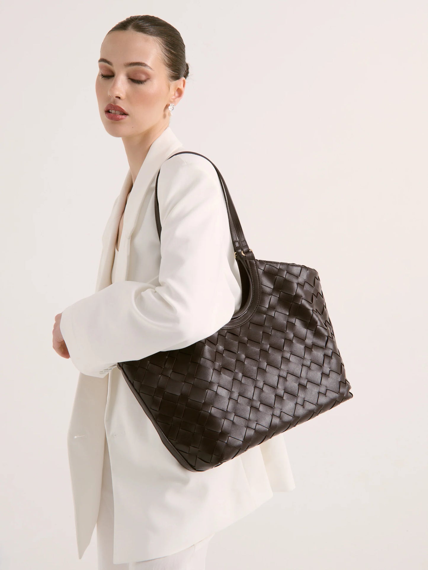 The Everyday Woven Tote - Chocolate