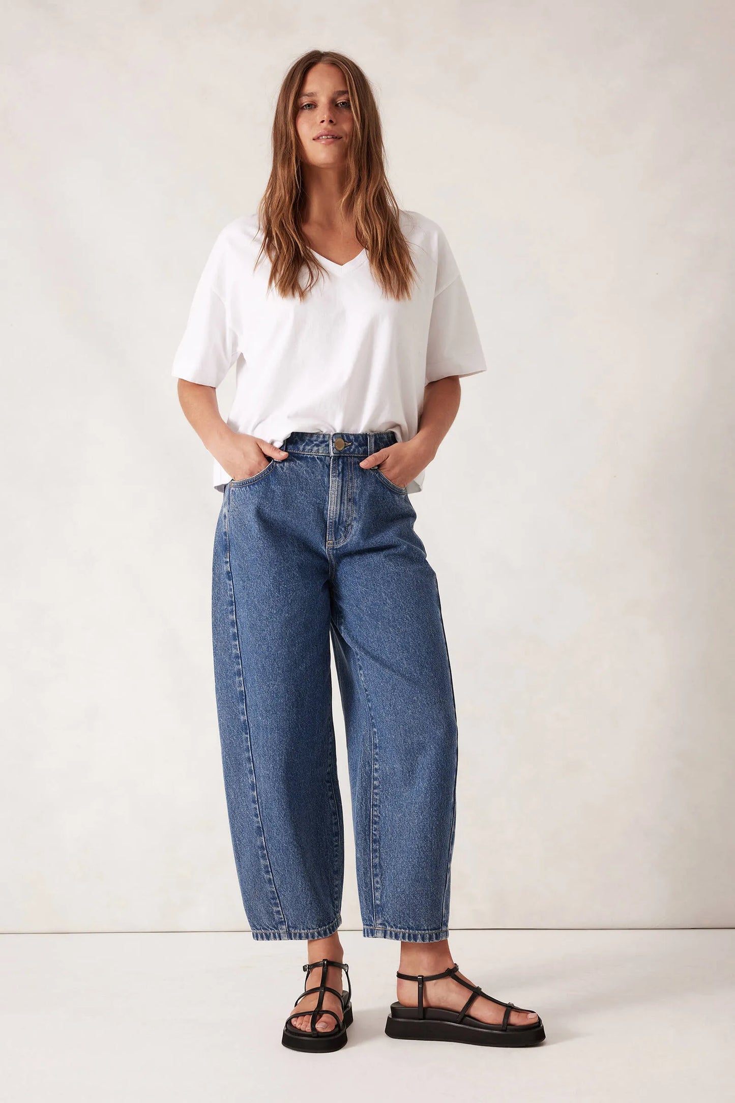 Tapered Barrel Jean - Indigo