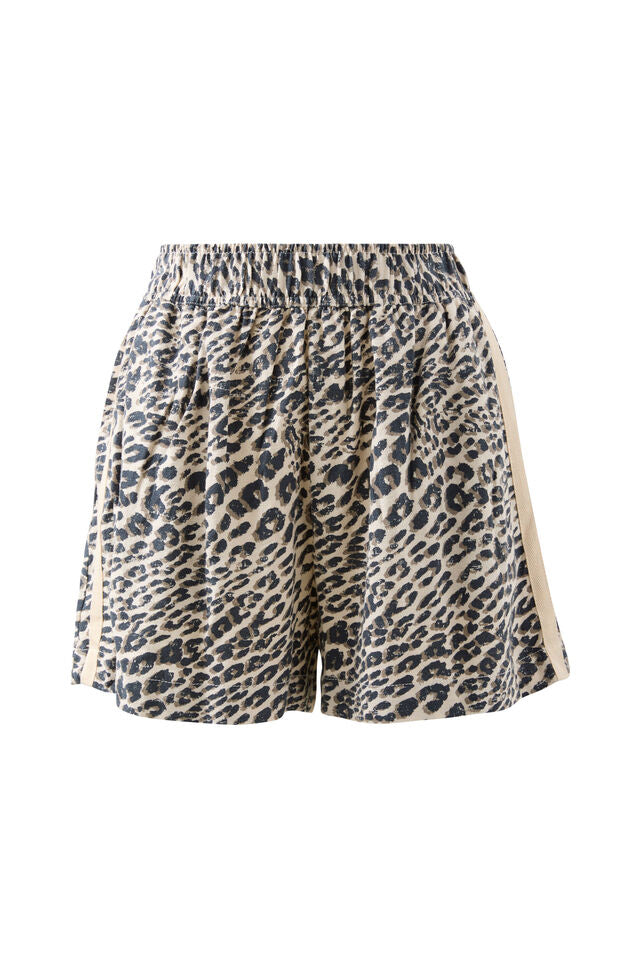 Mila Shorts - Leopard