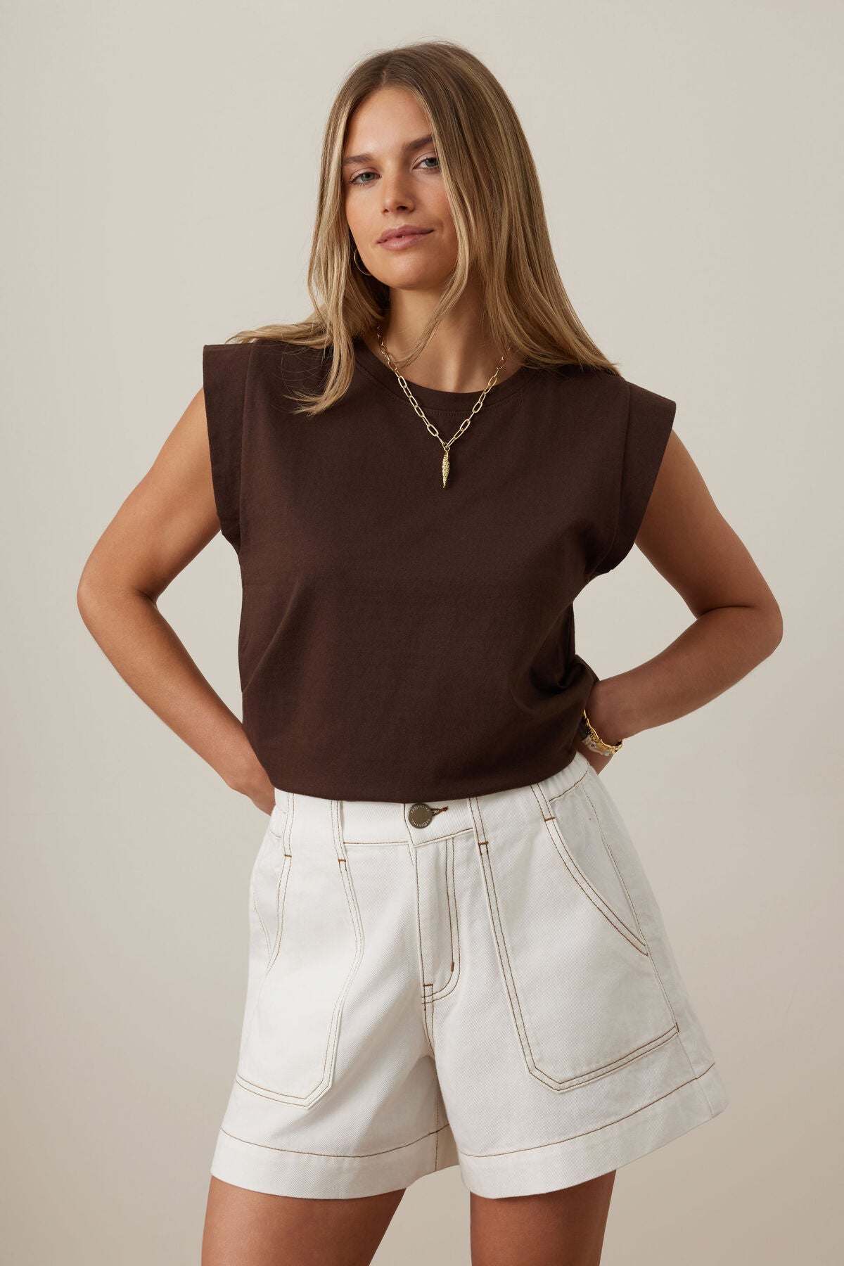 Extended Shoulder Tee - Chocolate