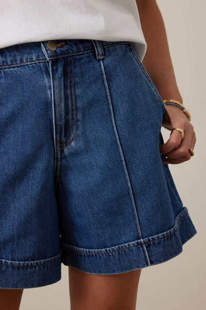 Juno Seamed Shorts - Fresh Indigo
