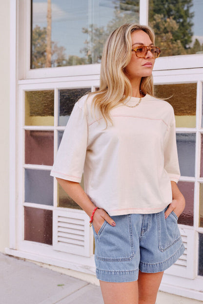 Devon Slouchy Seam Tee - Buff Red Stitch