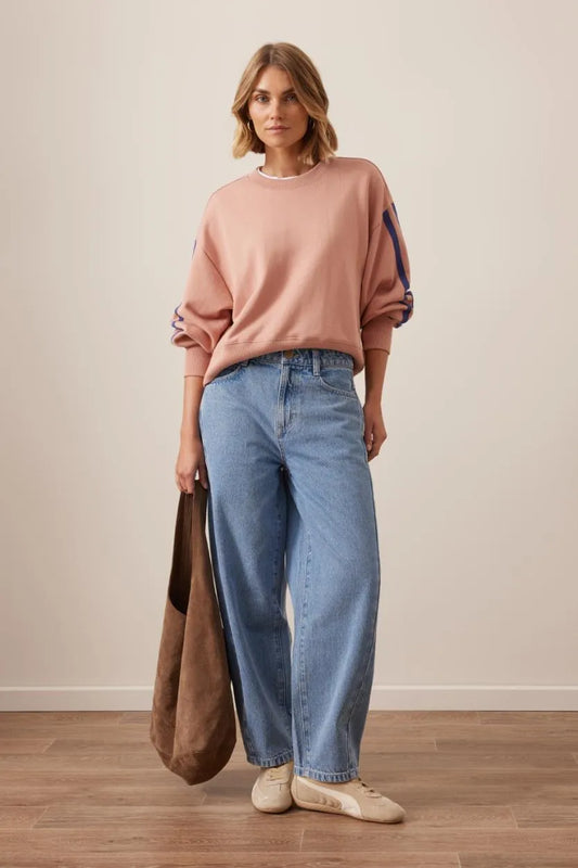 Leah Tapered Barrel Jean - Vintage Blue