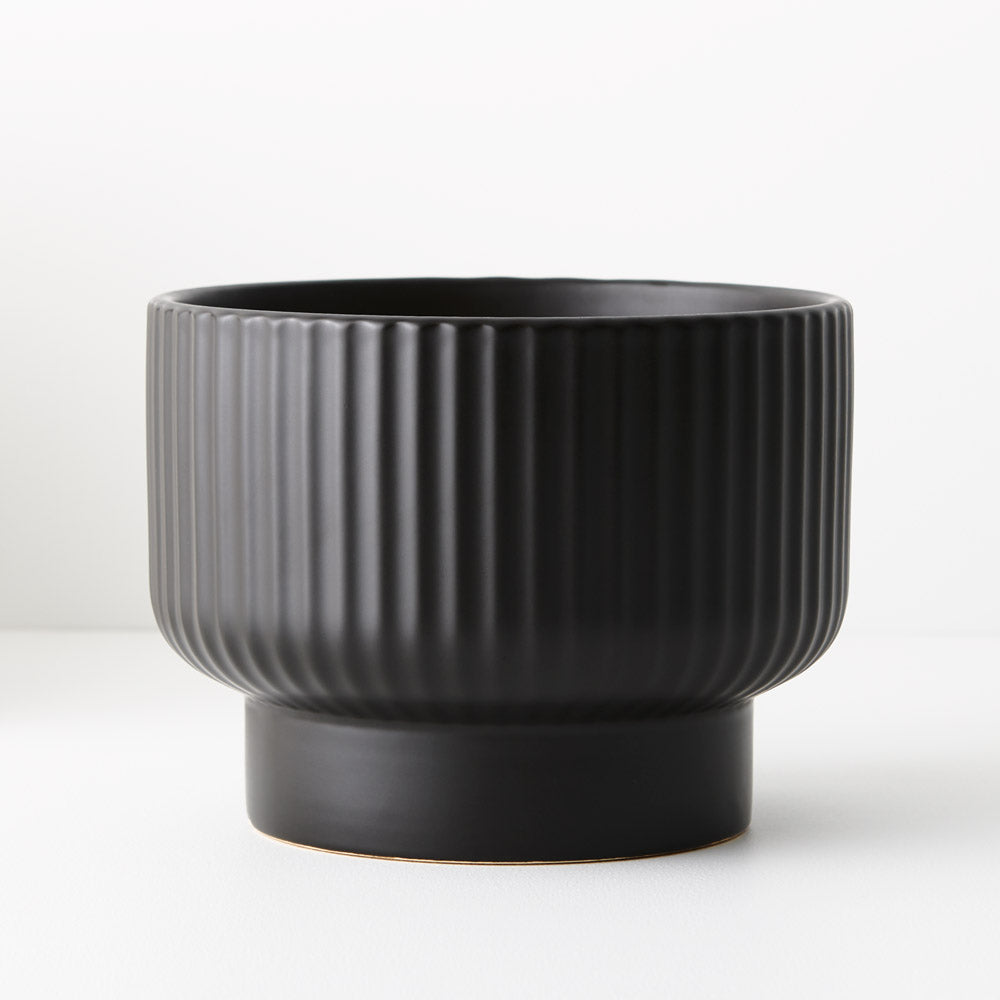 Silke Pot - Black